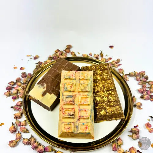 CUSTOM Biscoff knafeh Dream bar - Dubai Bars