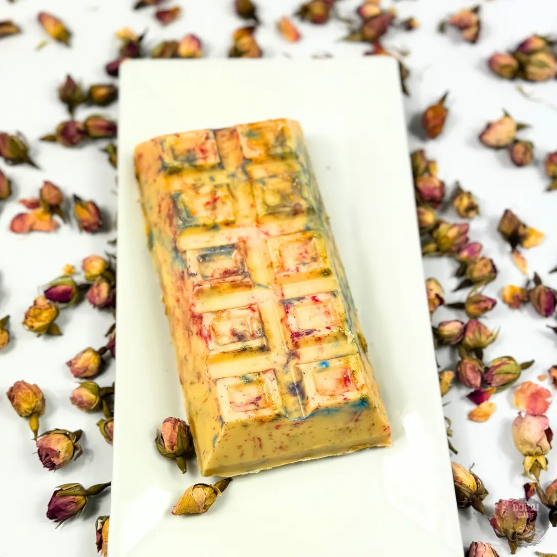 CUSTOM Pistachio Knafeh Crunch Bar - Dubai Bars